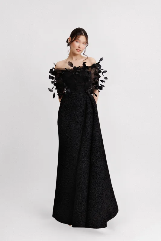 Drapped skirt strapless jacquard dress