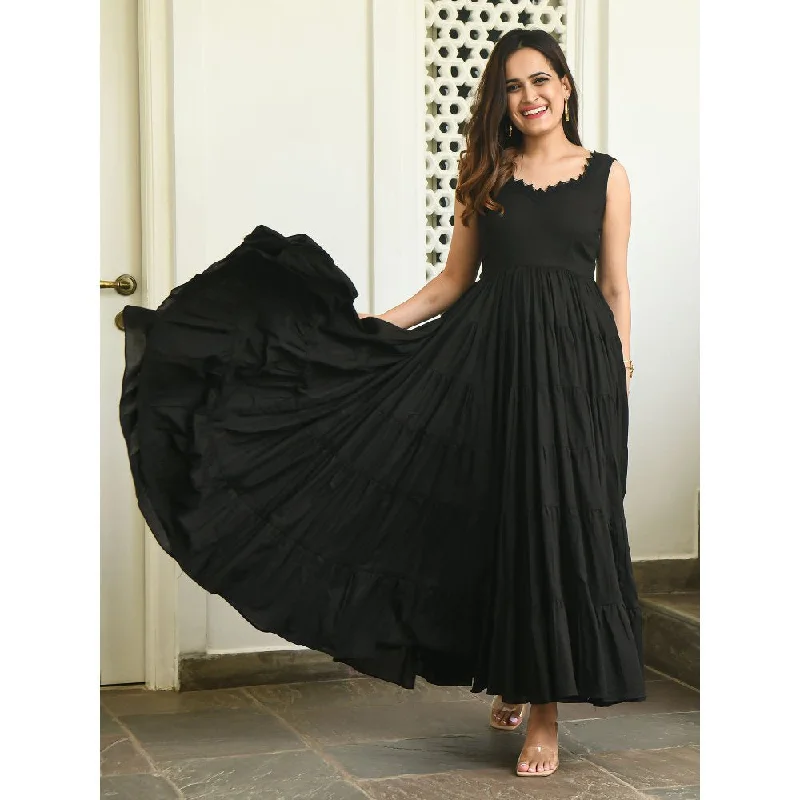 ORDINAREE Stygian Tier Dress