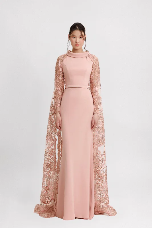 Fitted through hips crepe dress with embroidery