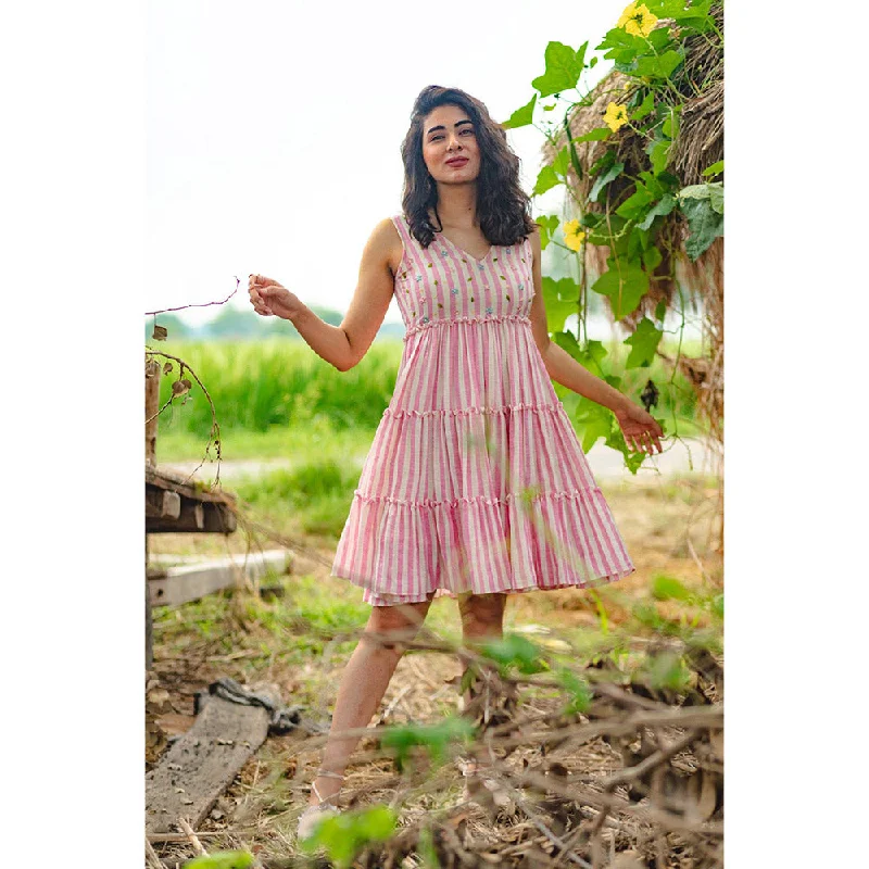 Mushio Farda Dress with Floral Hand Embroidery