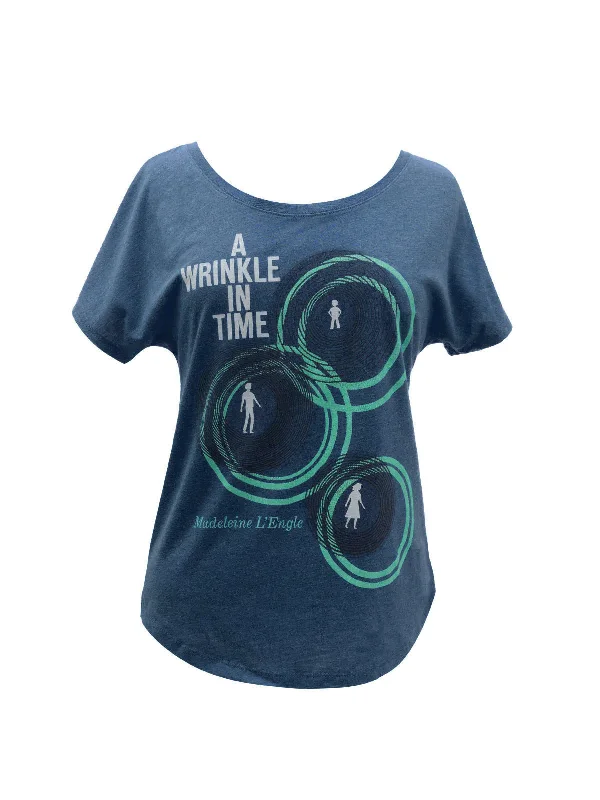 A Wrinkle in Time Women’s Relaxed Fit T-Shirt Houndstooth Herringbone Solid