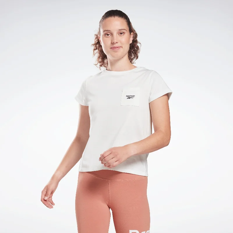 Reebok Identity Pocket T-Shirt White/White Zippered Front Buttoned Front Snap Front