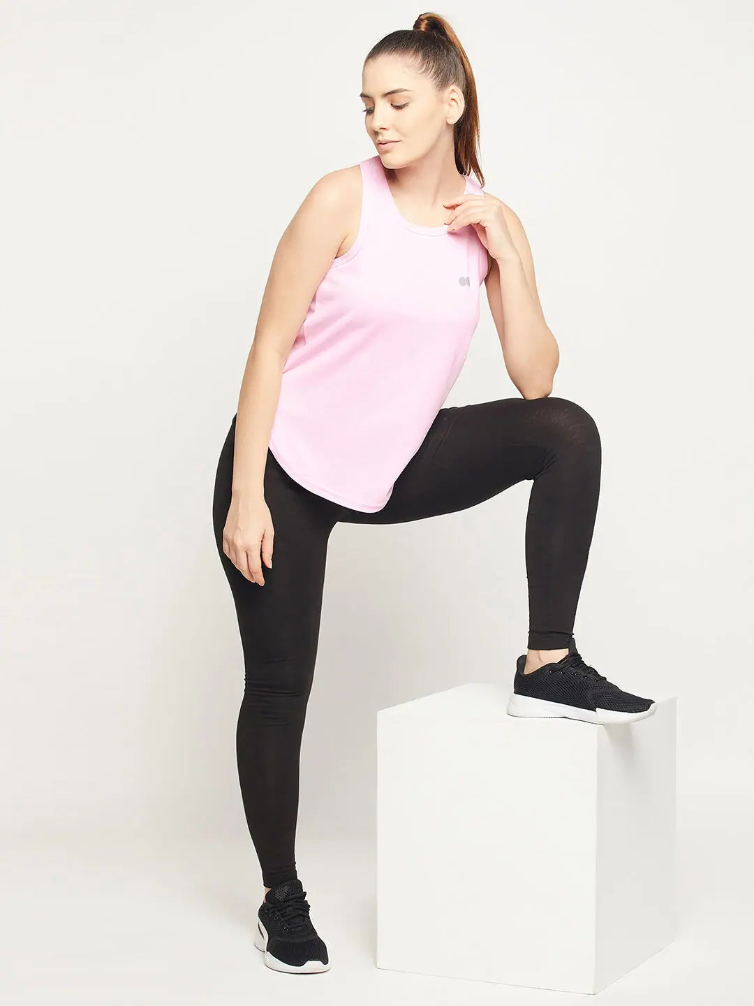 Clovia Comfort Fit Text Print Active Tank Top in Soft Pink v-neck tank top