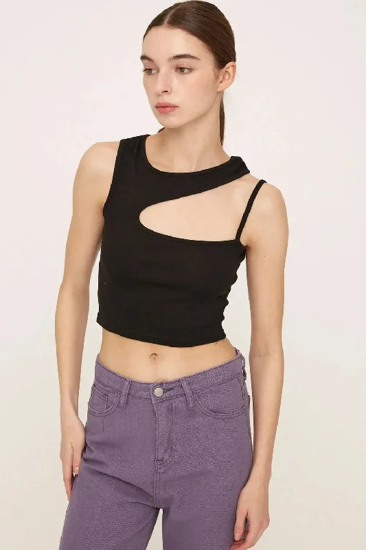 Sinclair Sleeveless Tank Top halter tank top