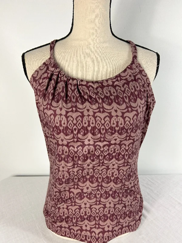 Women's Tank Top Size Large cold shoulder tank
