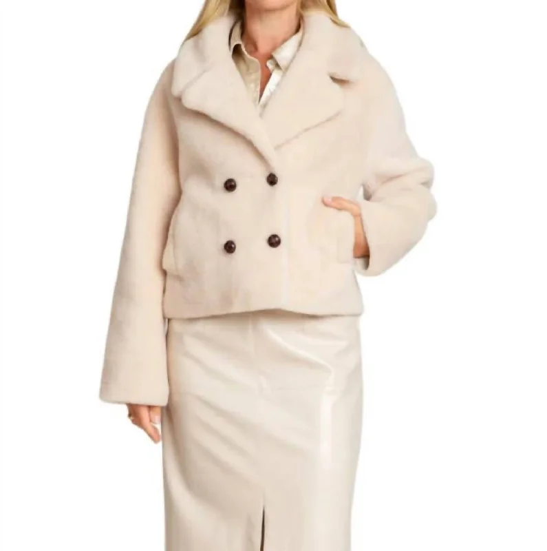 Sherpa Coat In Champagne Softshell Outdoor Jacket