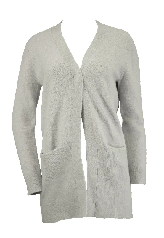 GANT Women's Vapor Grey Oversized Cardigan 4805009 Size S $215 NWT Fitted Loose Oversized GANT Women's Vapor Grey Oversized Cardigan 4805009 Size S $215 NWT Fitted Loose Oversized